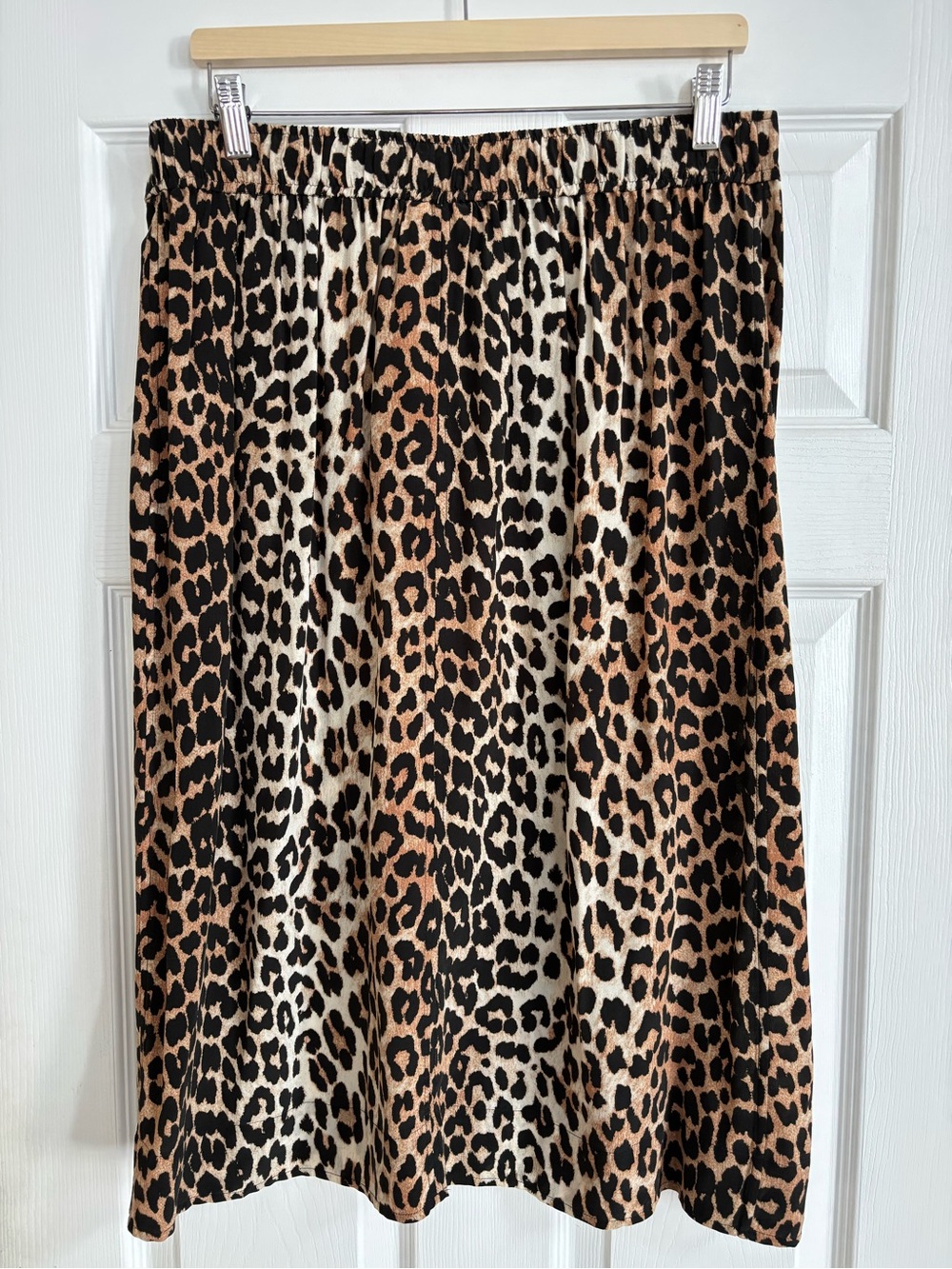 Ganni Silk Leopard Print Cutout Midi Skirt, Size 42/US 10 - Picture 3 of 8
